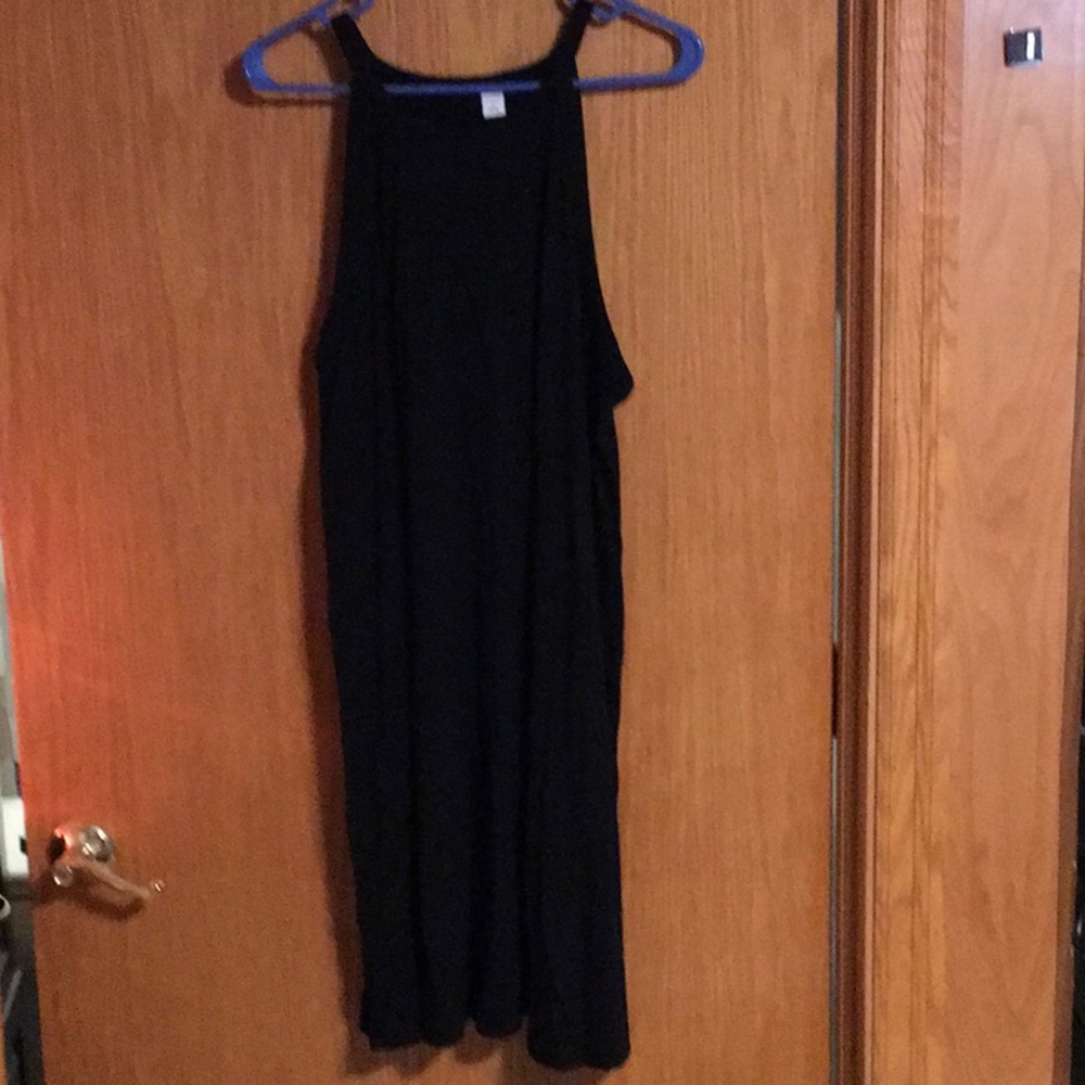 Old Navy spaghetti strap black dress. Size XL